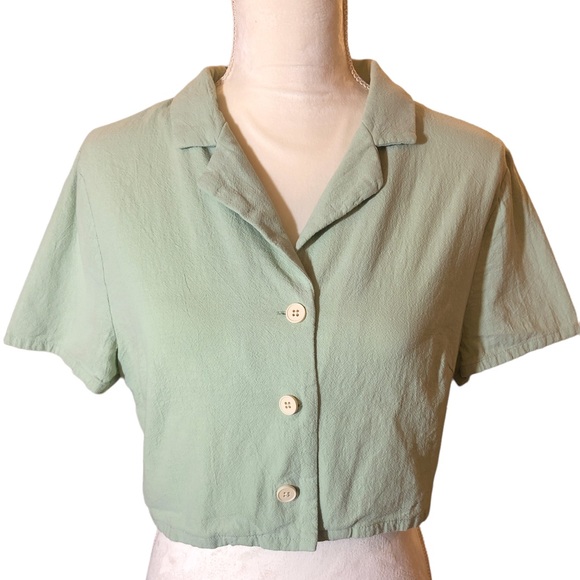 SHEIN Tops - Mint Green Cropped Button Down Women’s XL